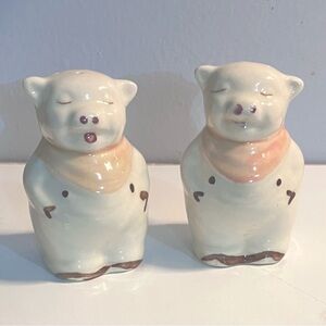 Vintage Shawnee Pottery Pig Salt and Pepper